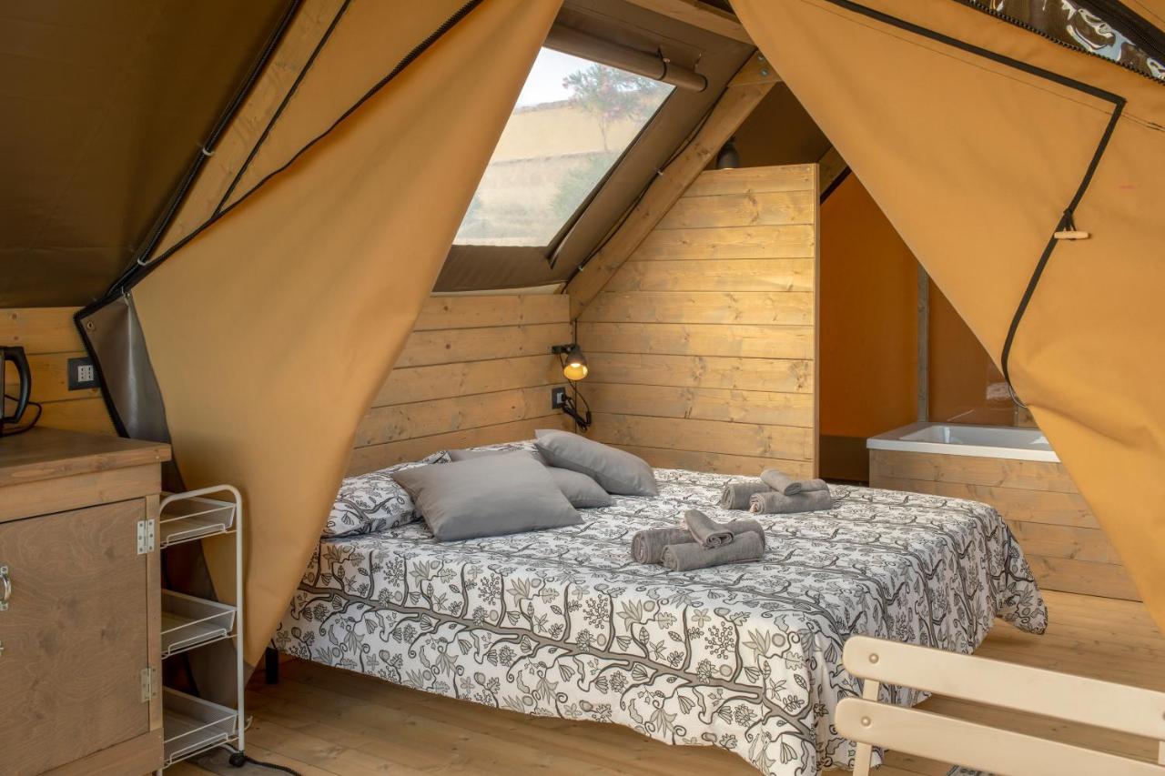 Tente de luxe Glamping Debbiare