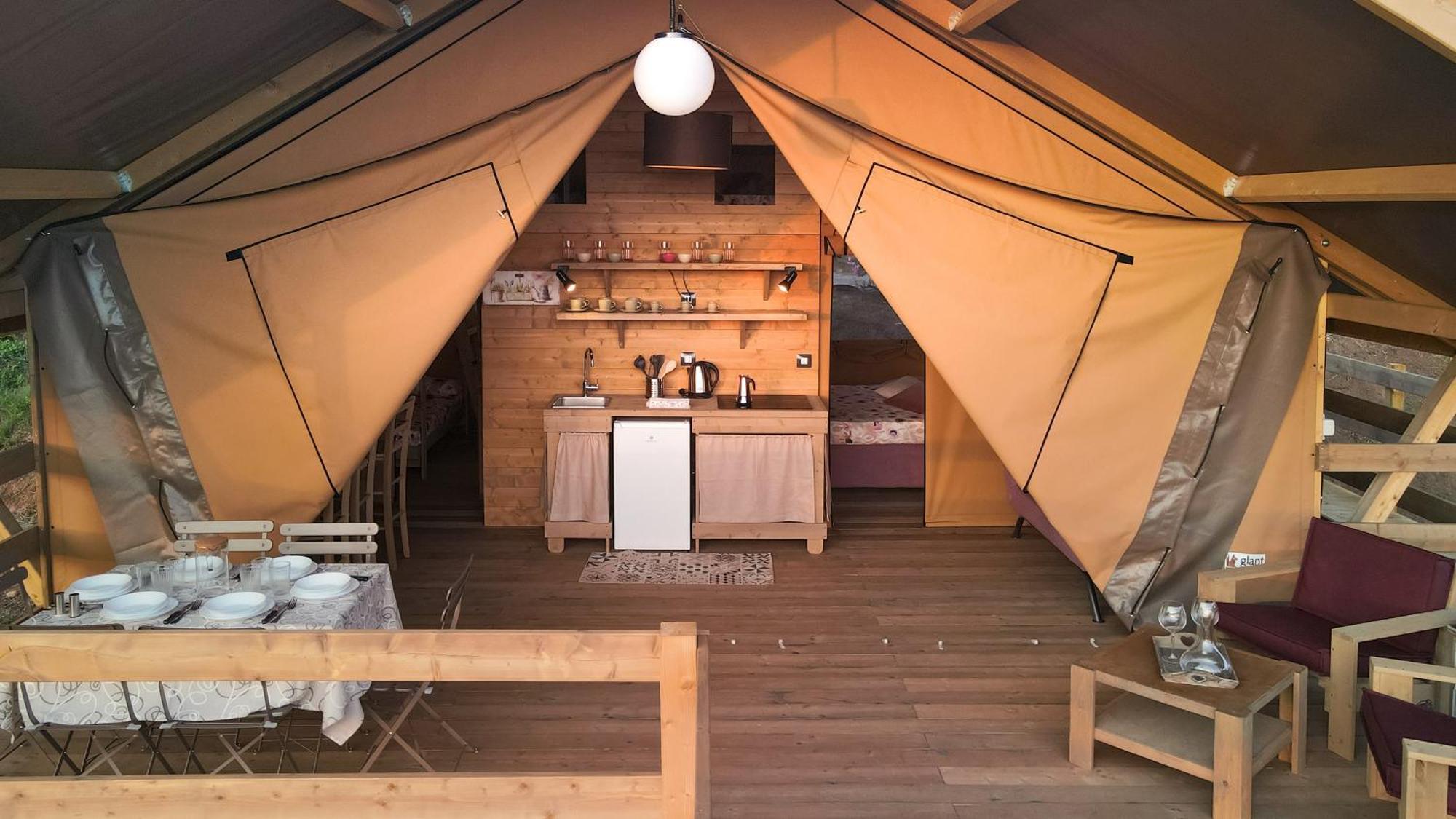 Tente de luxe Glamping Debbiare Riparbella