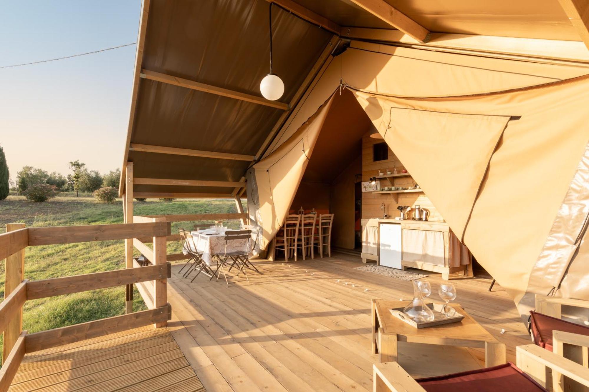 Glamping Debbiare Tente de luxe Riparbella